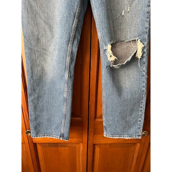 NWT Abercrombie & Fitch Women's Curve Love The Dad High Rise Jeans Distressed 27 - Picture 2 of 10